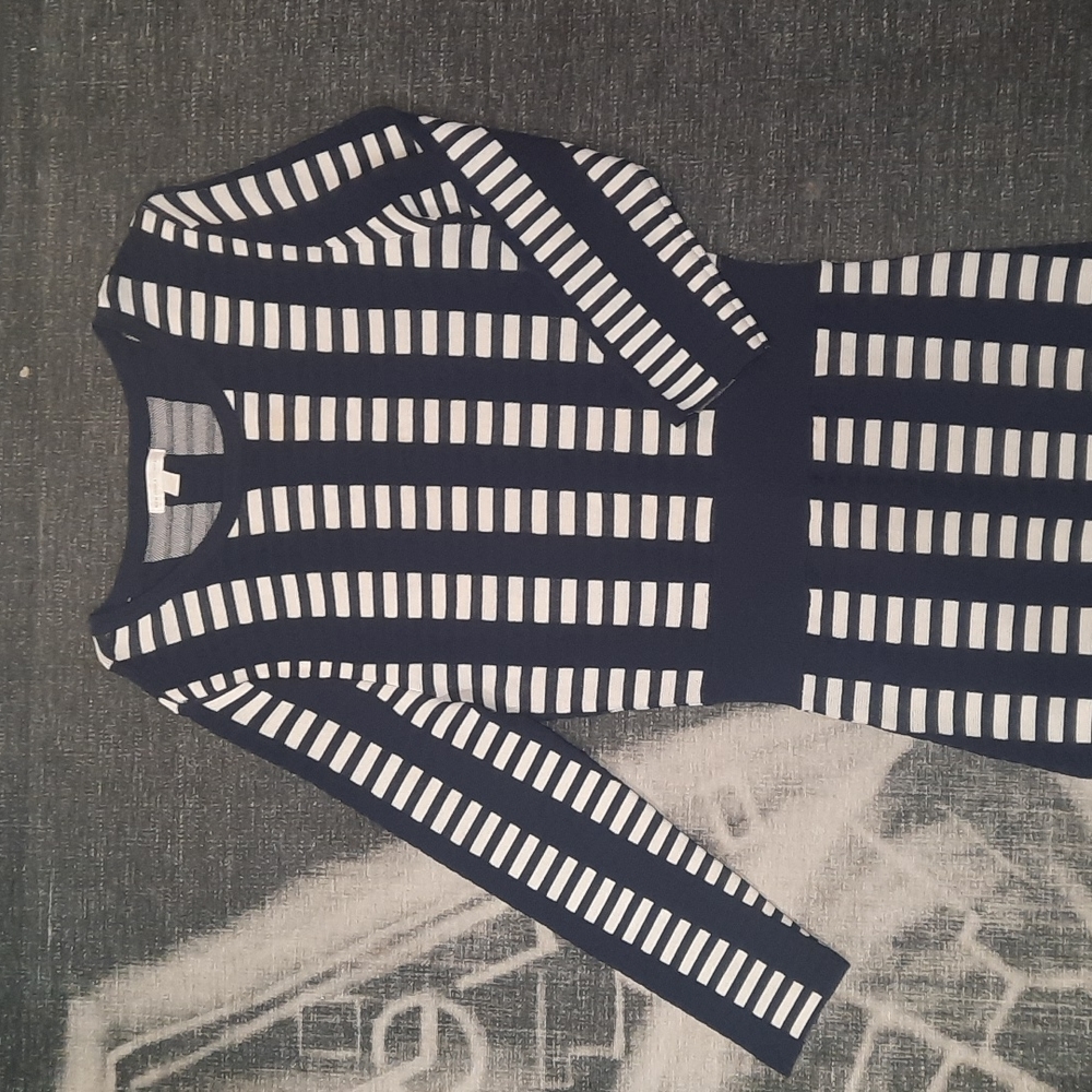 New York & Company NY&C blue and white striped long sleeve fitted dress medium